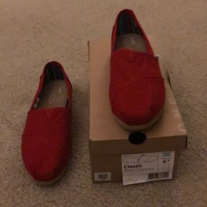 Red TOMS - Brand new!